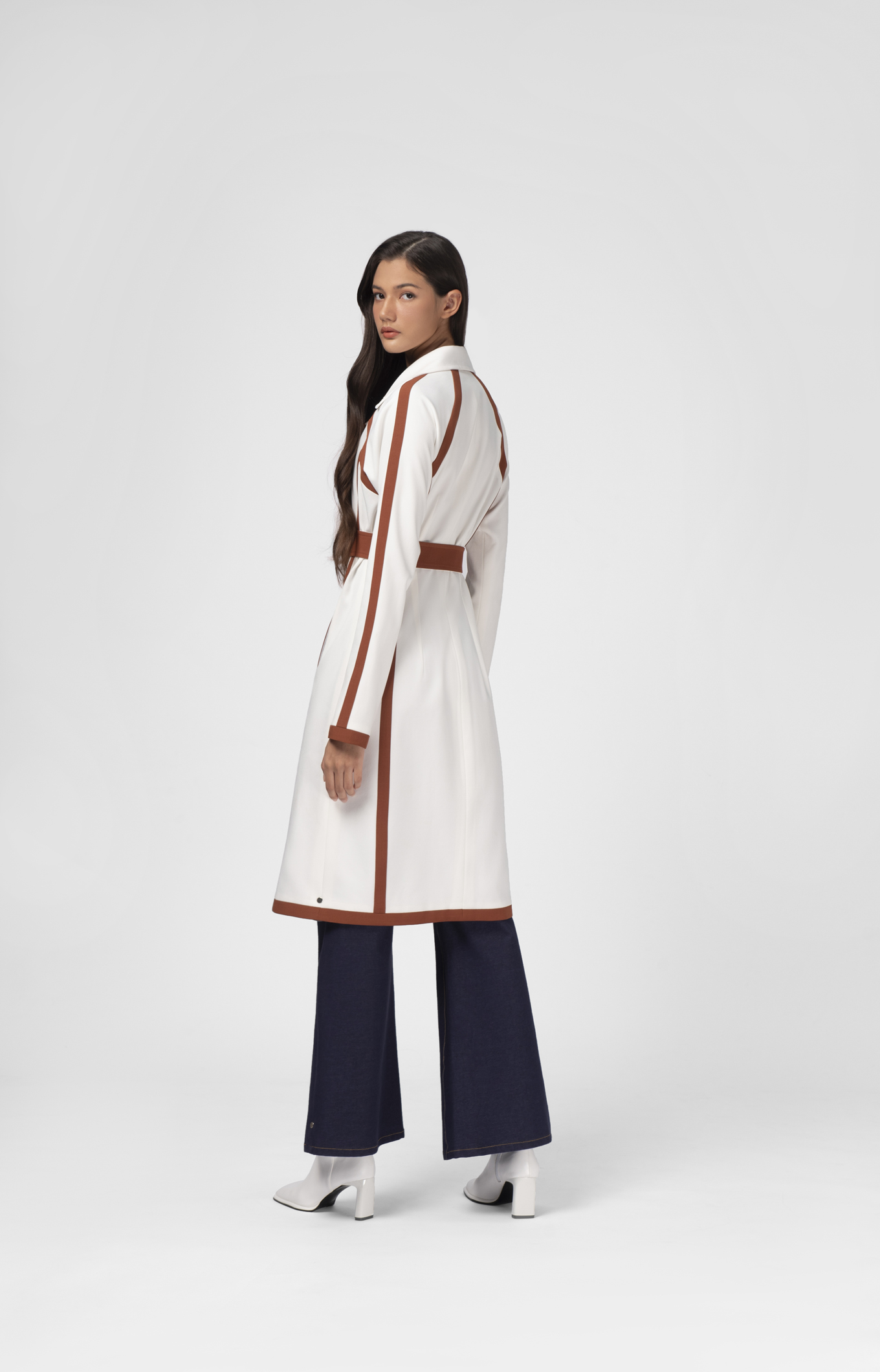 BELTED BOUND SEAM TRENCH COAT 